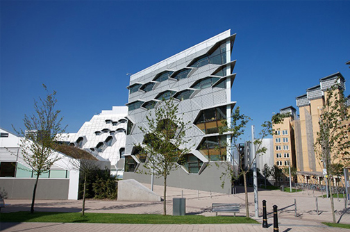 英国考文垂大学