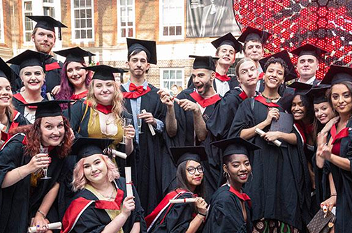 英国密德萨斯大学