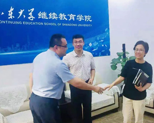 OTHM中国刘擎校长一行赴山东大学交流